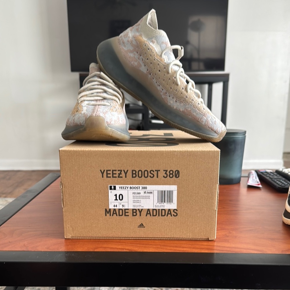 Yeezy Boost 380 - Pepper